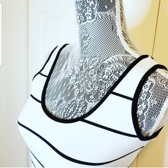 Basic black & white stripe dress - Picture 3 of 5